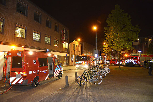 2017/101/20170514-00u28 GB 008 Zeer grote brand Breestraat BWK.jpg